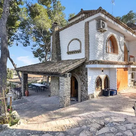 Villa Near Valencia 17pax, Pool, Cinema, Bbq, Kidsroom