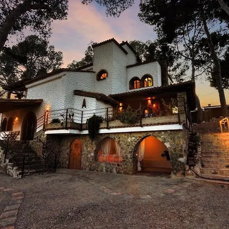 Villa Near Valencia 17pax, Pool, Cinema, Bbq, Kidsroom *